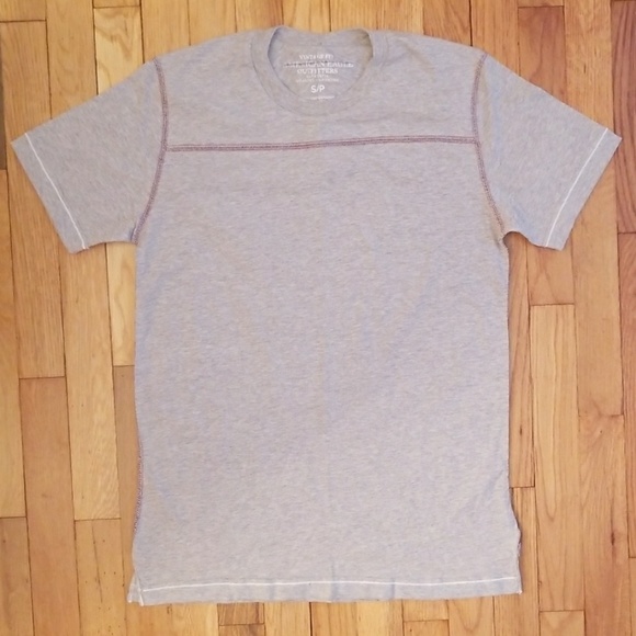 American Eagle Outfitters Other - NWOT American Eagle T-Shirt